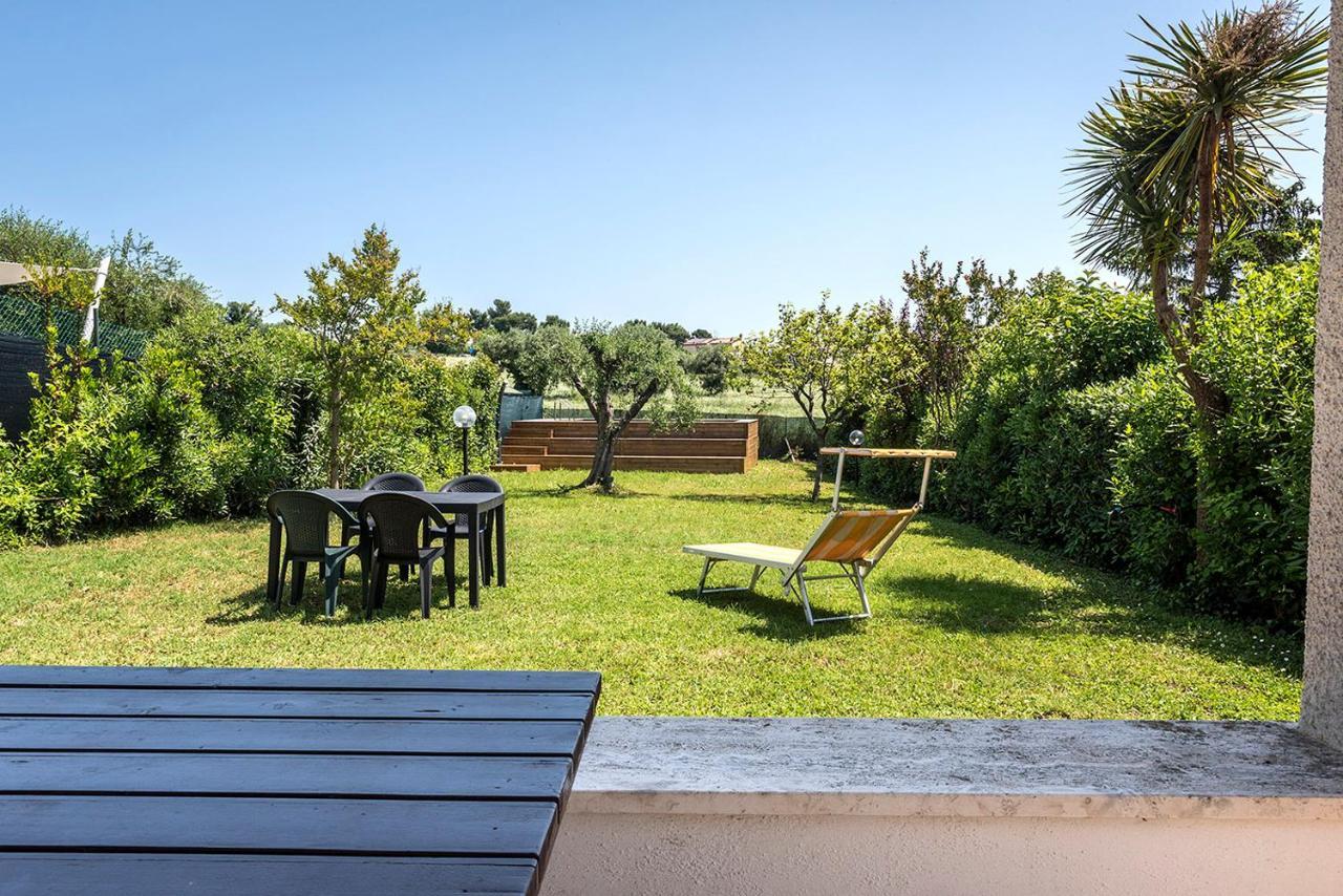 N084 - Numana, Villa Quadrilocale Con Meraviglioso Giardino Exterior photo